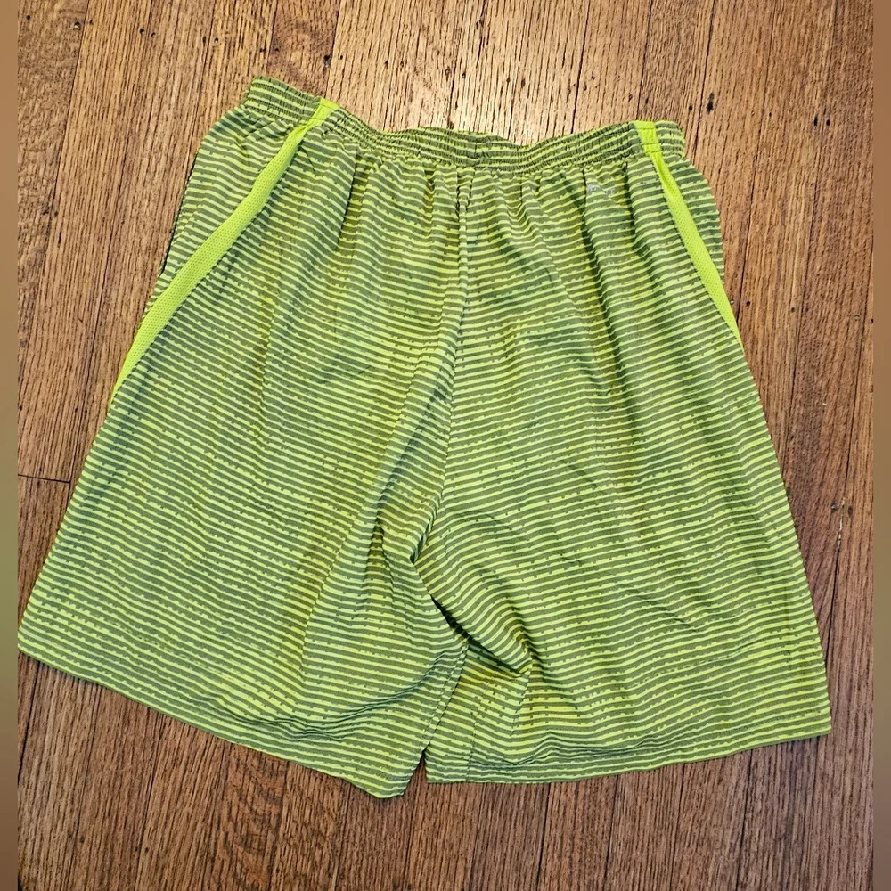 Nike Dry Fit Work Out Short, Fully Lined Size XL